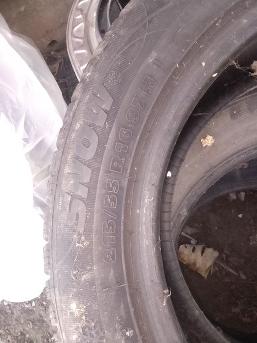 Vând anvelope auto, cauciucuri