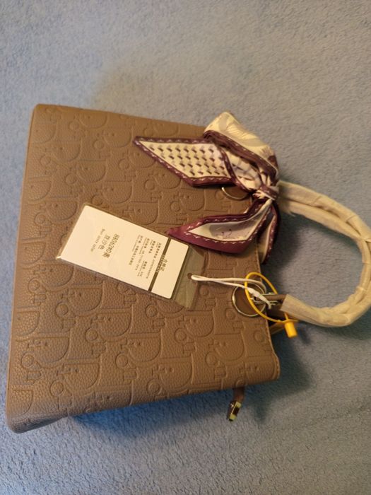 женские сумки через плечо