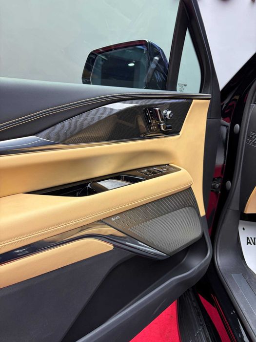 Продается Cadillac Escalade IQ V