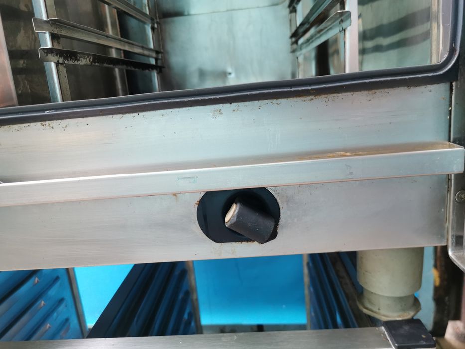 Конвектомат Rational 10 тави