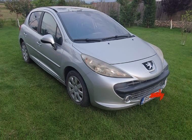 Peugeot 207, benzina