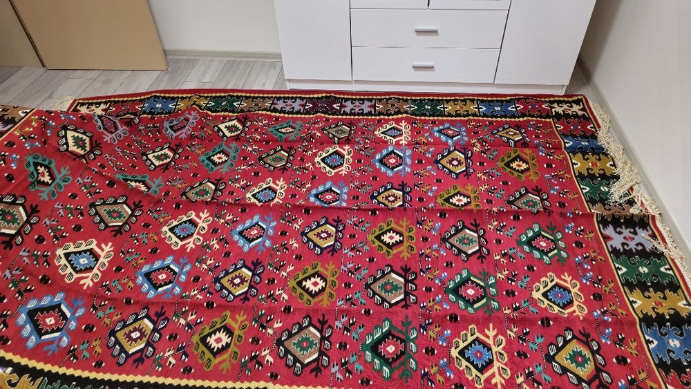 Ръчно изработен Чипровски килим - модел "116", 6 кв.м, 2 броя