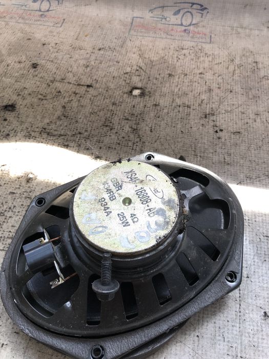 boxa dreapta fata  volkswagen golf 5 2006