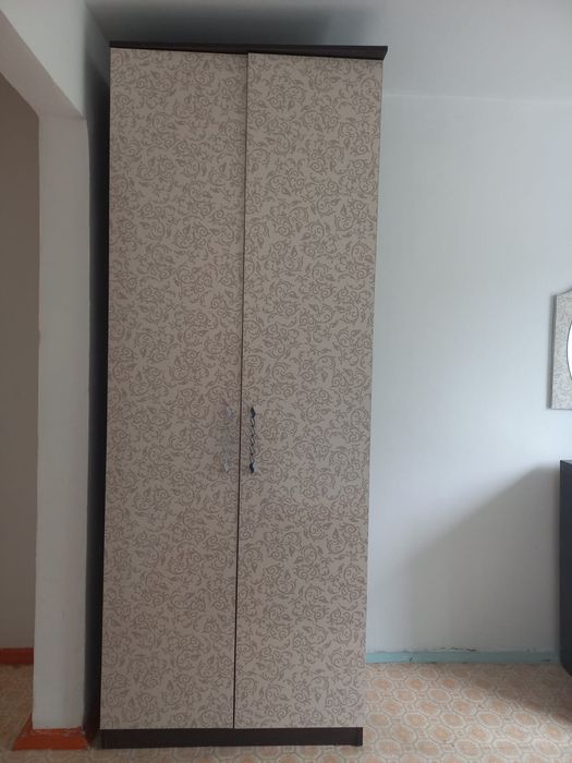 Продам спальный гарнитур