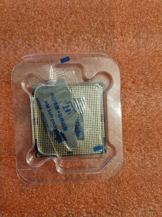 Два процесора Intel Xeon E5-2696 v3 2.30GHz, 45MB, 18 Core,FCLGA2011-3