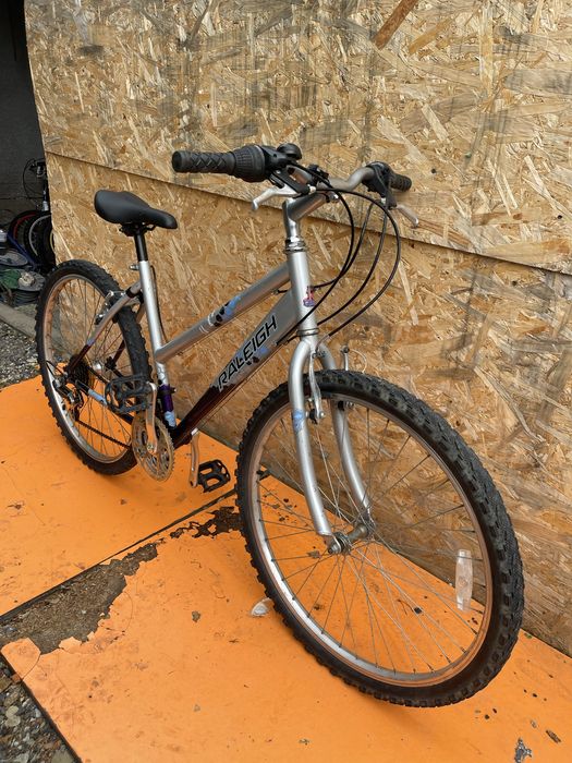Bicicleta cadru dama raleigh roti 26”