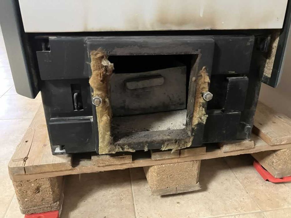 Пелетен (комбиниран) котел Bisolid SI35D (35kW) – комплект