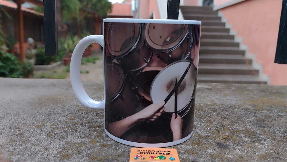 Чаши с китари и барабани. Идея за подарък. От Бижута Луди гъби.