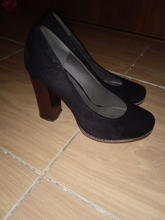 Продам туфли 36-37 размер