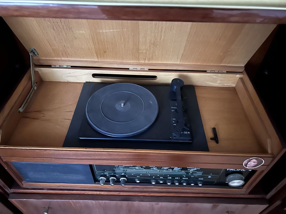 Radio-pick-up Pacific 4