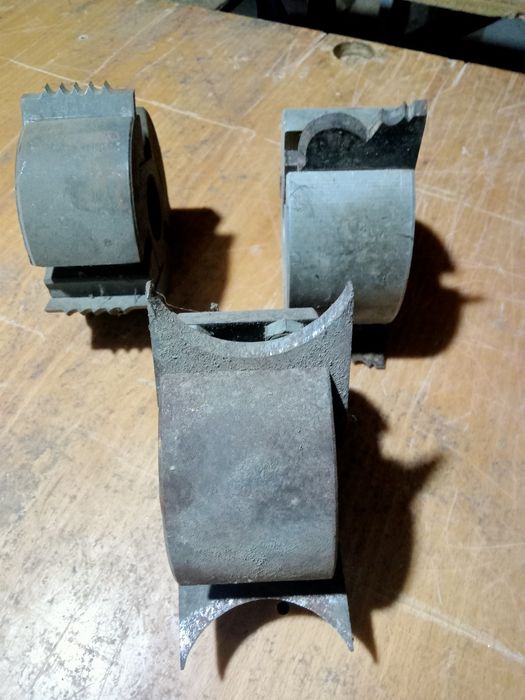 Патирон сотилади СССР махсулоти яхши холати гулли тиглариям бор 4 дона