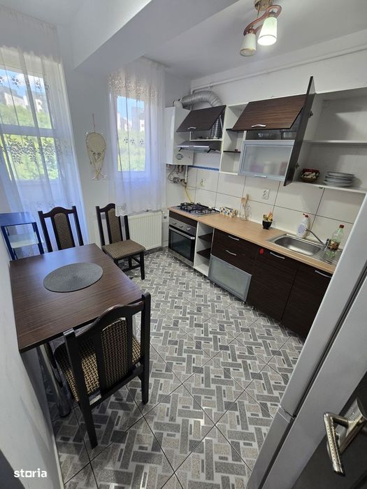 De închiriat Apartament 1 cameră Bucătărie separată Calea Baciului