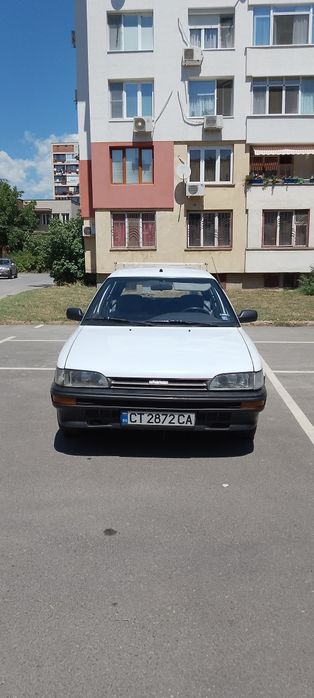 Toyota Corolla ee90 Xli 1.3i 75коня 2E-E 1990г.
двигател - 1.3i 75коня