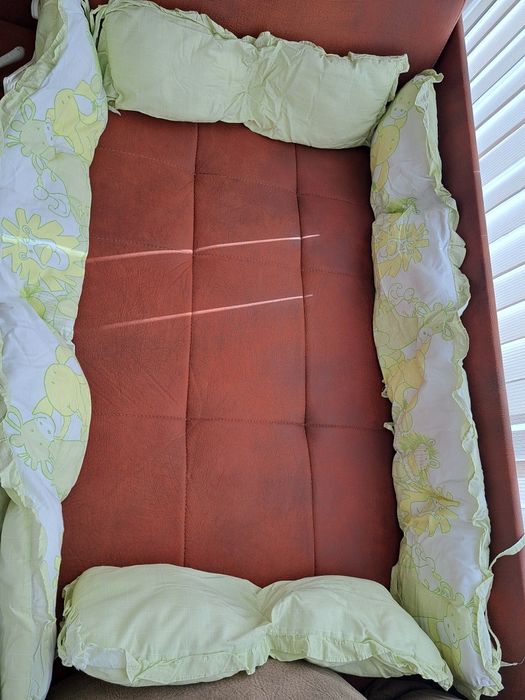 Обиколници за бебешка кушетка