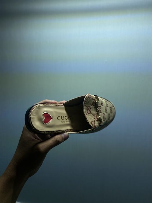 Gucci Мюли 38 размер