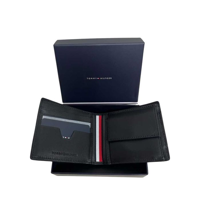 Оригинален мъжки портфейл Tommy Hilfiger AM0AM09548