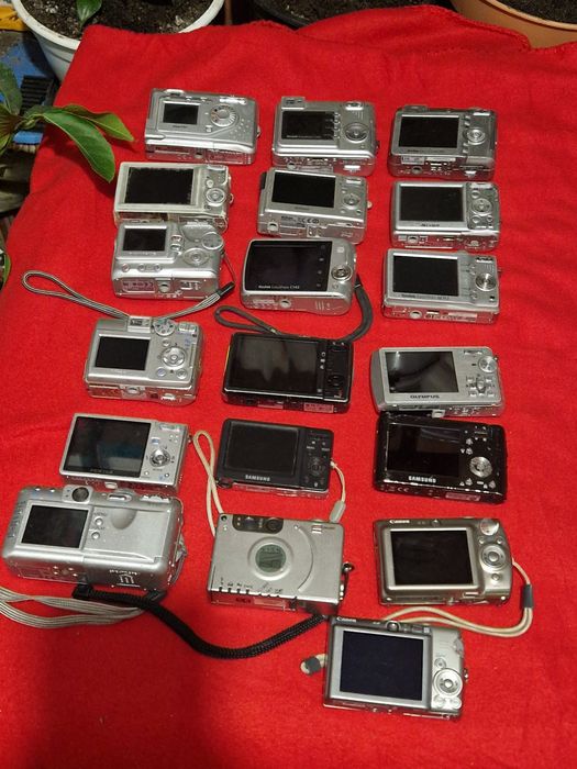 Aparate Foto pentru piese sau colecție, fara accesorii