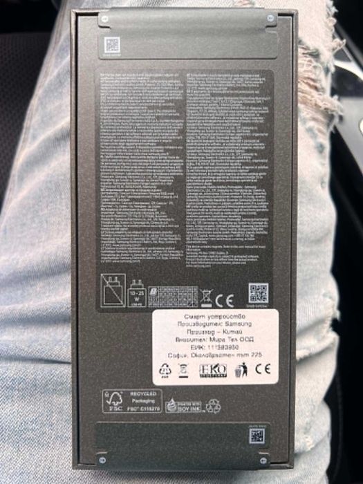 Чисто нов Телефон Samsung Galaxy Z Flip7 FE + 2 години гаранция.