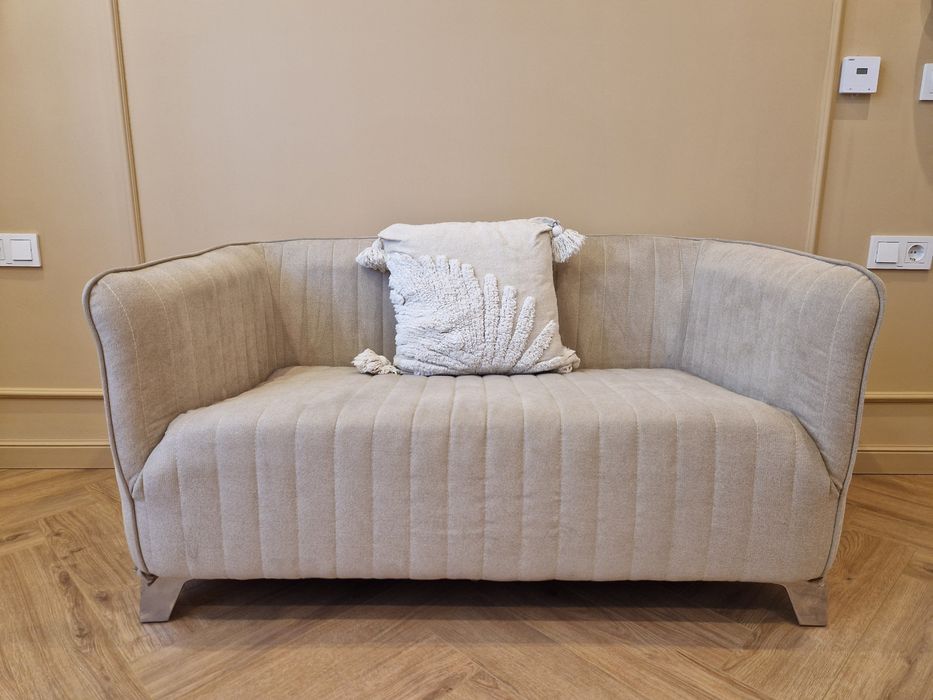 Двуместен диван- нов