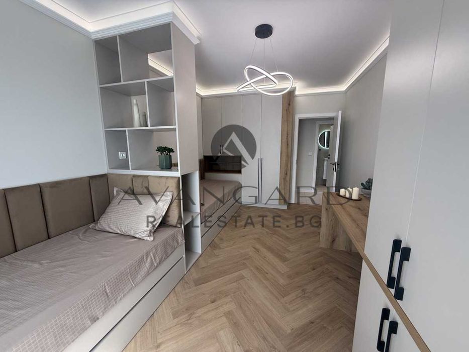 Продава се Тристаен апартамент в Пловдив, Център - 108 кв.м за 2186 €/кв.м - Снимка #5
