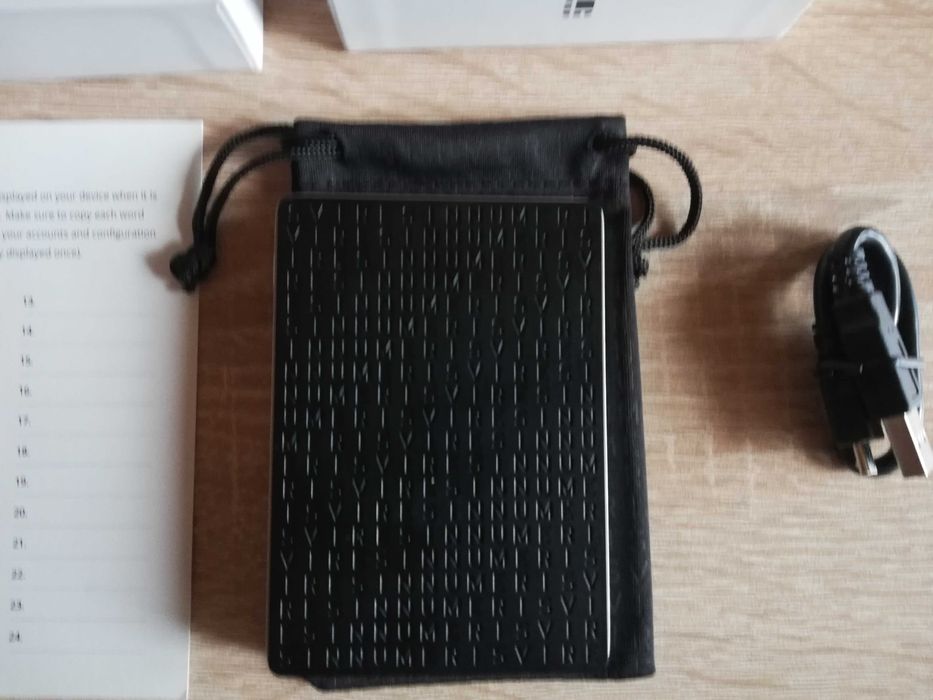 Ledger Blue крипто портфейл