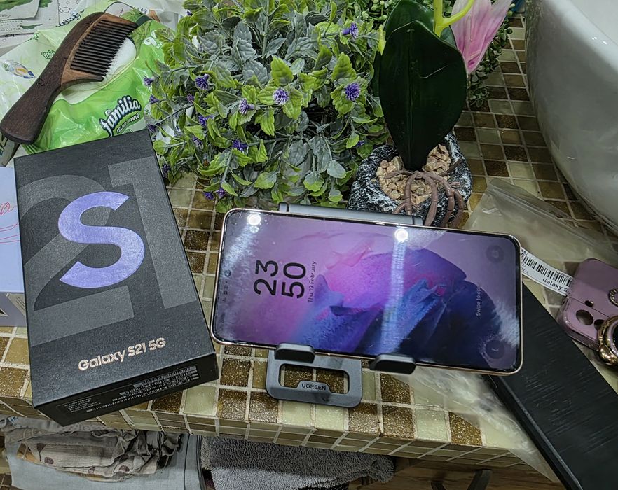 Смарт телефон Samsung S 21