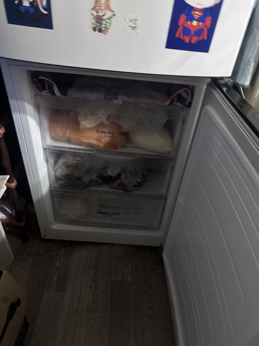 Продам холодильник