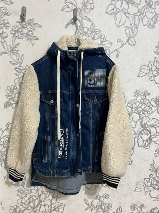 Джинсовая куртка