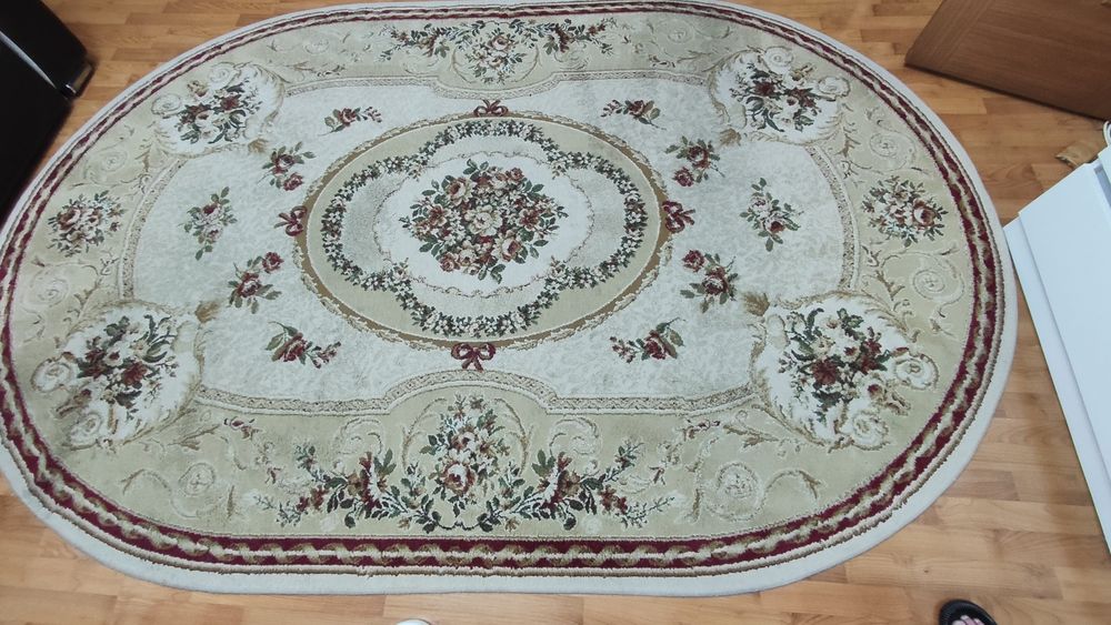 Продам ковёр овальный б/у (Турция)