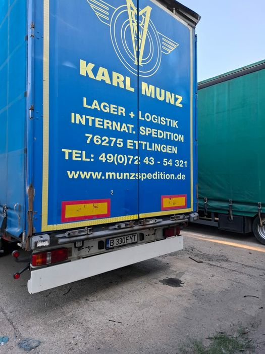 Semiremorca Krone mega