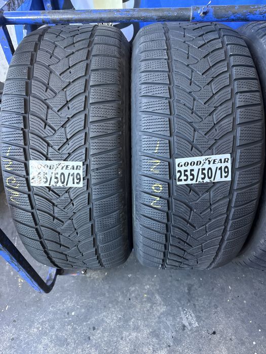 255/50/19 Good Year M+S