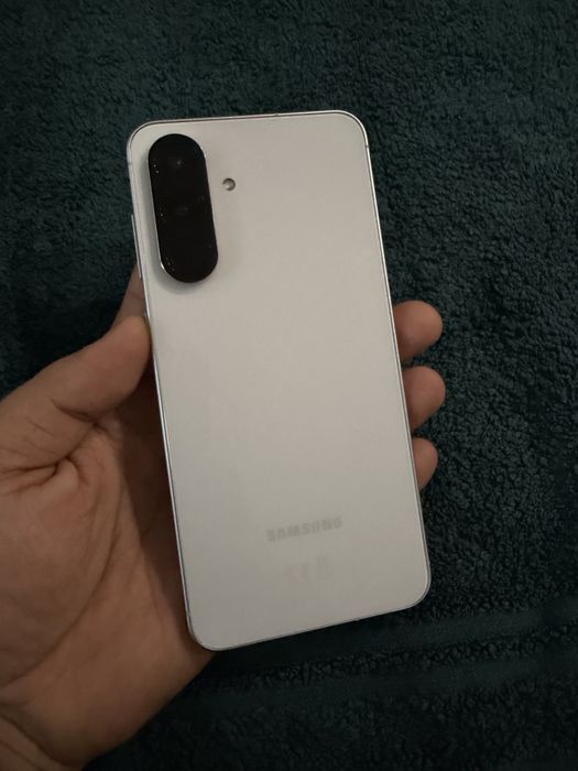 Vand samsung A56 ca nou