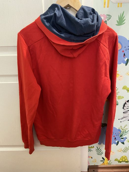 Bluzon Puma, impecabil