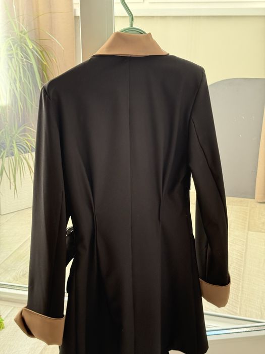 Продам платья новыне