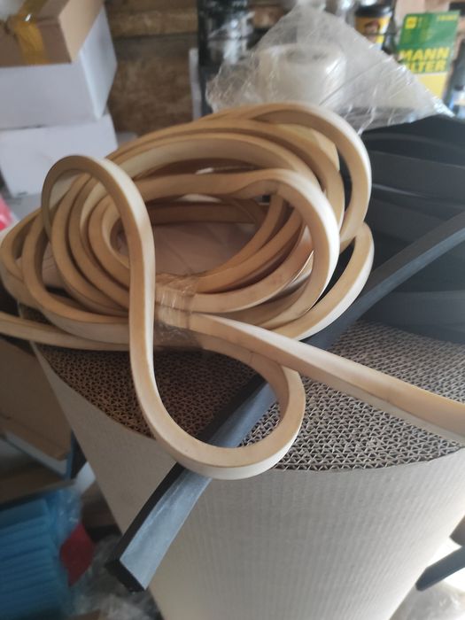 Cauciuc siliconic rezistent la temperatura rezistiva