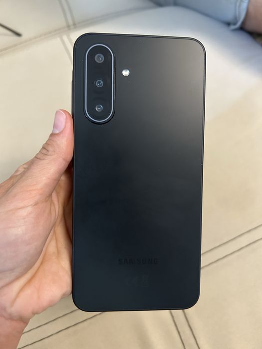 Телефон Samsung A17 5G