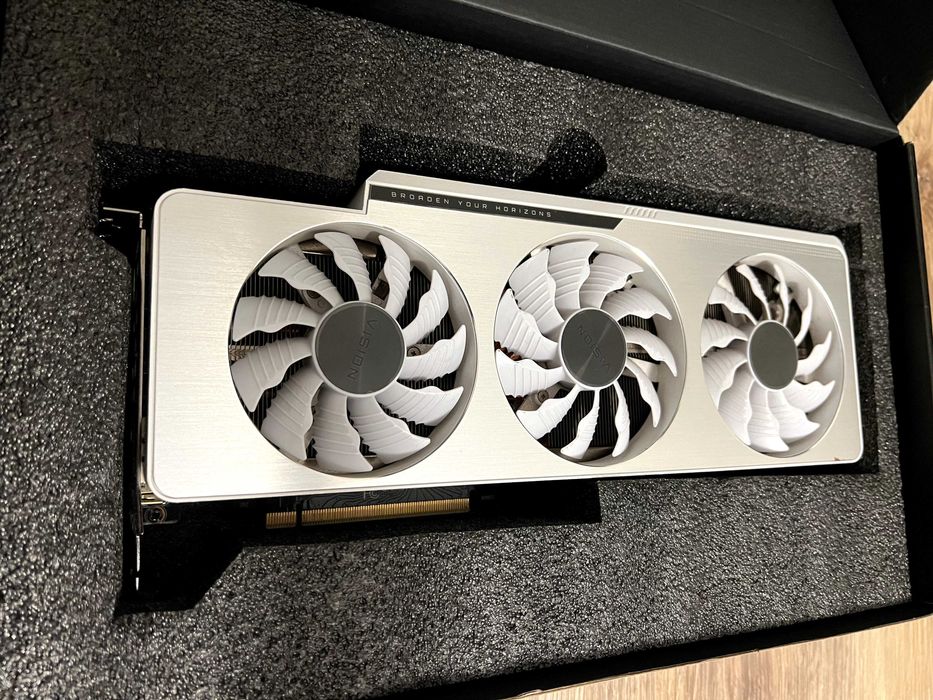 GIGABYTE GeForce RTX 3080 Ti Vision OC 12G