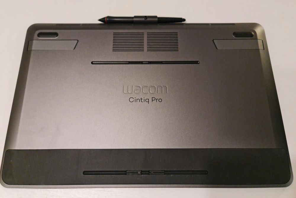 Tableta grafica Wacom Dth-1620 15.6 inch