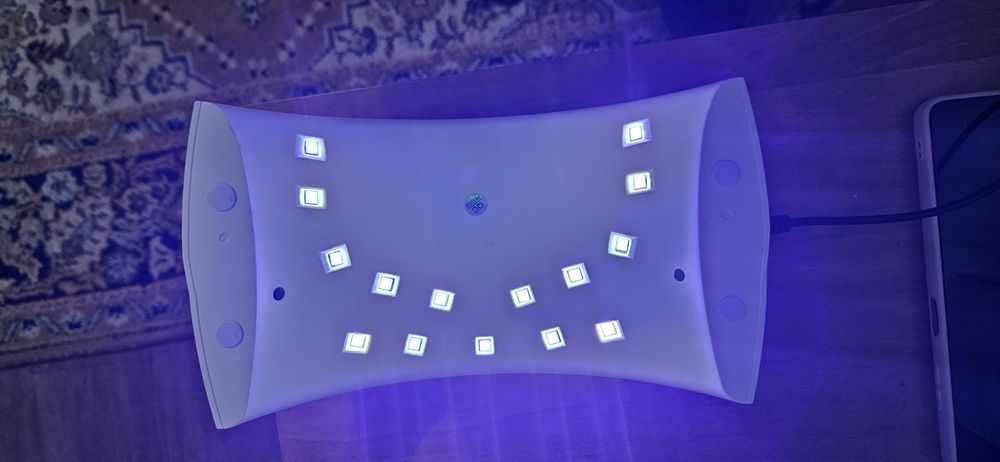 Лампа для маникюра