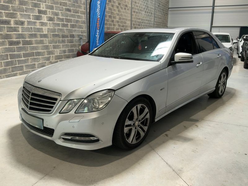 Mercedes-Benz E-Klasse E 220 CDI BlueEfficiency Avantgarde 2012