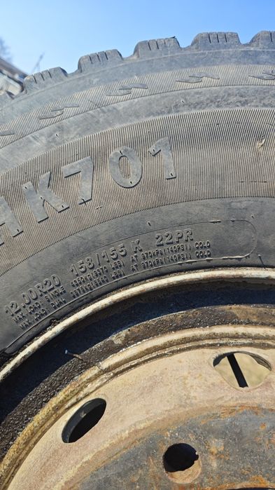 Шина HK701 R20 с диском