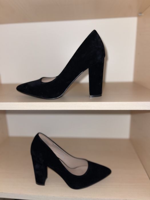 Pantofi cu toc patrat