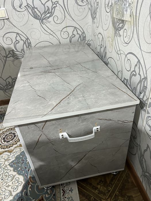 Сандық сатылады! Жағдайы жақсы.