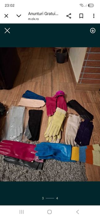 Vând mănuși  damã