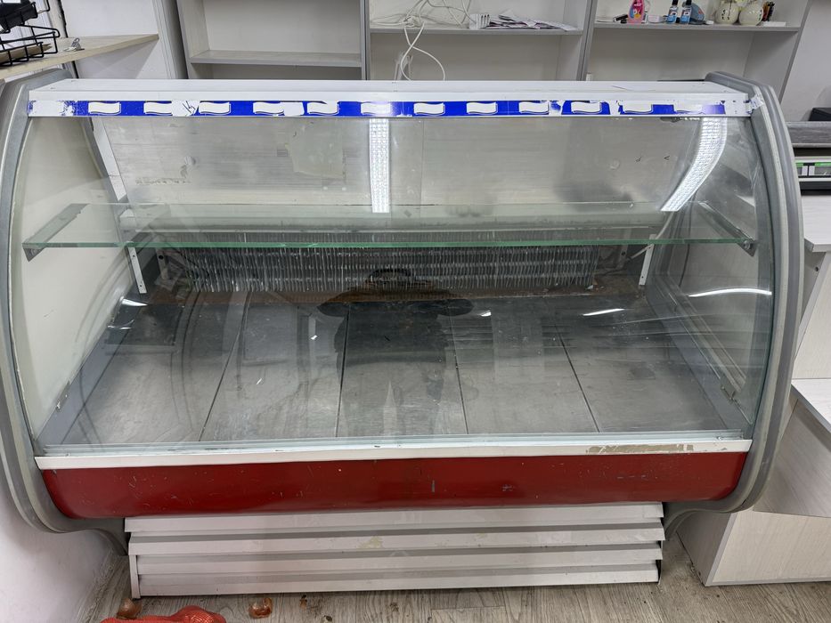 Витринный моразильник