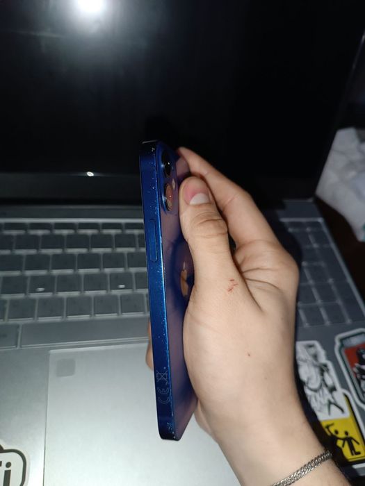 Продается Айфон 12 мини