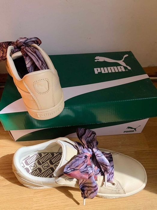 Adidasi tenisi noi puma cu sireturi de matase