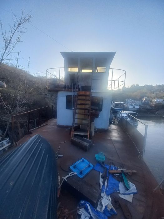 Продам стоечное судно