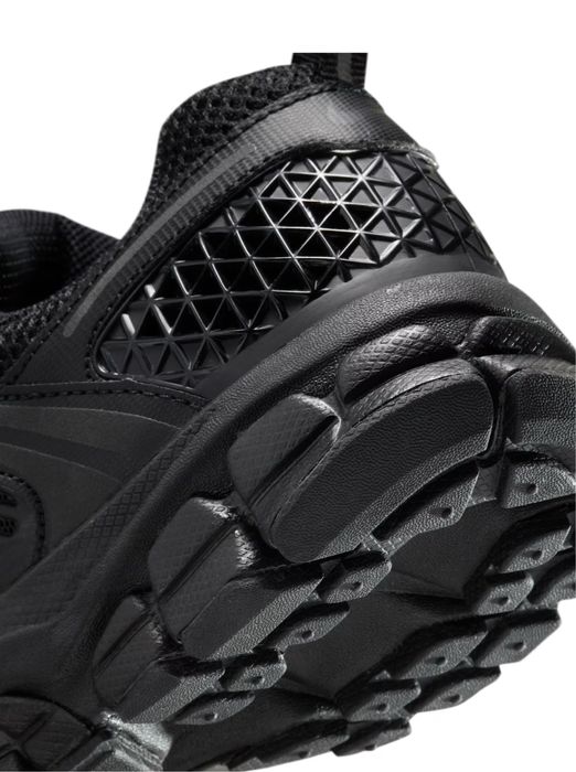 Nike Zoom Vomero 5 - 42.5, 44 и 45 Номер Оригинални