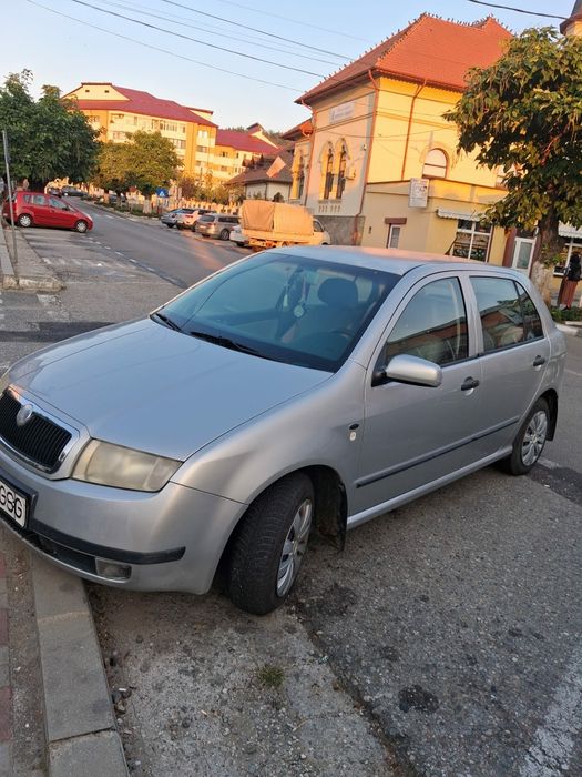Vând Skoda Fabia